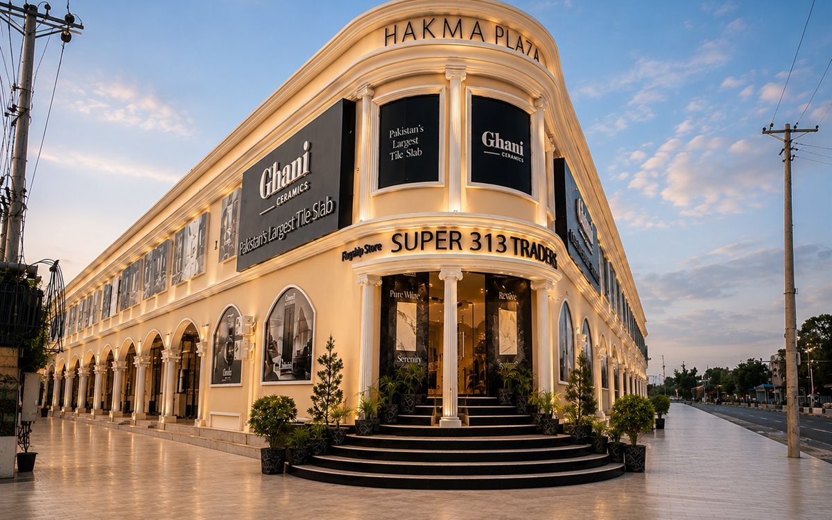 Super 313 Ghani Center — main showroom, Hakma Plaza, Gujranwala